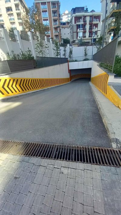 REFERANS LOCA DENİZ MANZ.MARMARAY DURAĞI KARŞISI BÜYÜK M2 2+1 — fotoğraf 23