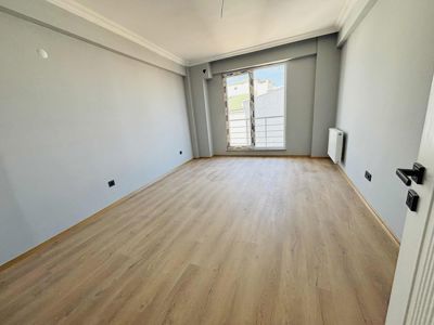BALIKESİR GÖMEÇTE SATILIK 3+1 DAİRE — fotoğraf 2