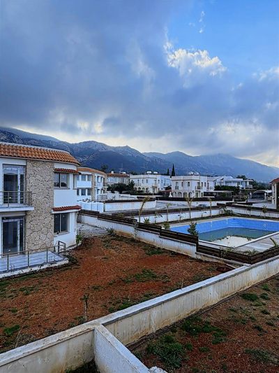 KIBRIS GİRNE MERKEZ ÇATALKÖY DE HAZIR BİTMİŞ SATILIK 3+1 VİLLA — fotoğraf 30