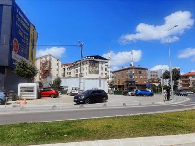 YENİ AÇILAN SAMANDIRA METRO İSTASYONU ÖNÜNDE KİRALIK DÜKKAN — fotoğraf 6