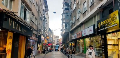 ÜMRANİYE ÇARŞI MERKEZDE KONUT İŞYERİ MÜTEAHHİTE VERİLMİŞ 3+1 İNŞ — fotoğraf 3