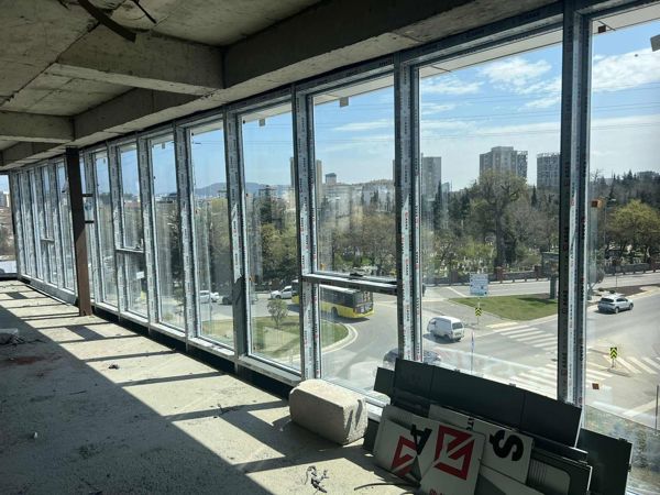 SANCAKTEPE SAMANDIRA METRO İSTASYONU ÖNÜNDE 156 m2 KİRALIK OFİS