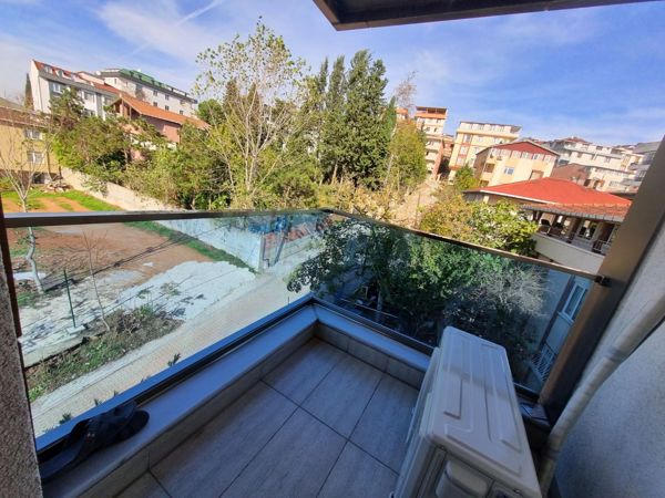 SANCAKTEPE 4+1 SATILIK DAİRE SİTE İÇİNDE