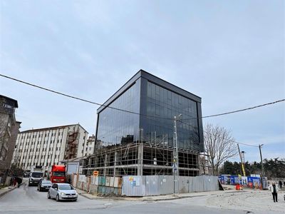 YENİ AÇILAN SAMANDIRA METRO İSTASYONU ÖNÜNDE KİRALIK DÜKKAN — fotoğraf 17