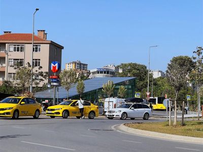 SAMANDIRA METRO İSTASYON MEYDANDA KİRALIK 360 M2 OFİS KATLARI — fotoğraf 10