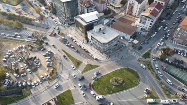 SANCAKTEPE SAMANDIRA METRO İST ASANSÖRÜ ÖNÜ SATILIK 180M2 OFİS — fotoğraf 3