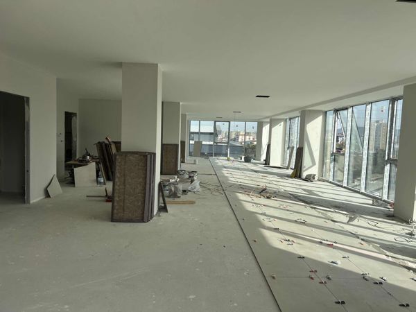 SAMANDIRA METRO İSTASYON MEYDANDA KİRALIK 360 M2 OFİS KATLARI — fotoğraf 5