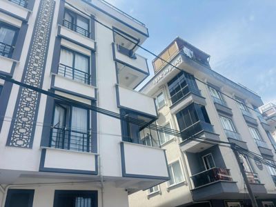 SANCAKTEPE ABDURRAHMANGAZİ MAH EBVN BANYOLU 2+1 SATILIK DAİRE — fotoğraf 7