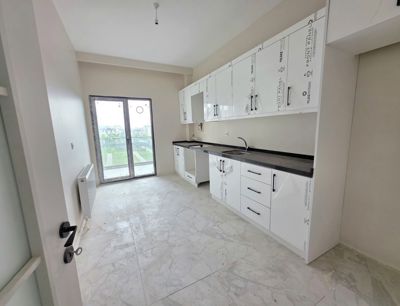 SANCAKTEPE DE 3+1 SATILIK DAİRE SİTE İÇİNDE — fotoğraf 4