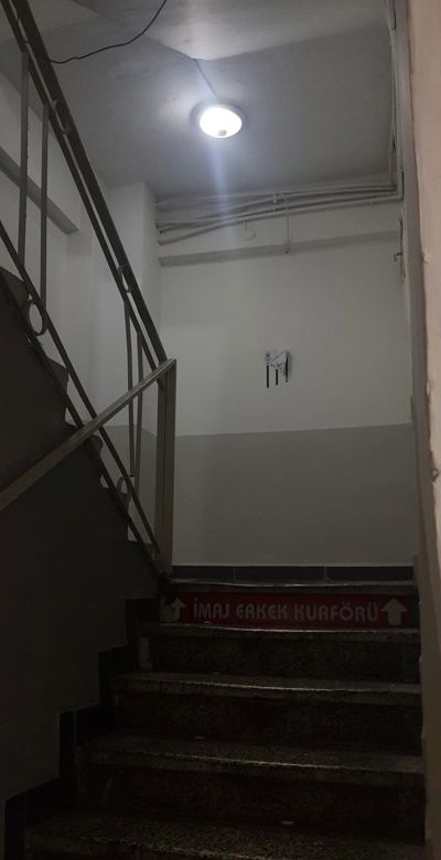 ÜMRANİYE ÇARŞI MERKEZ ALEMDAĞ CAD. ÜSTÜNDE 1.KAT OFİS BÜRO DEPO