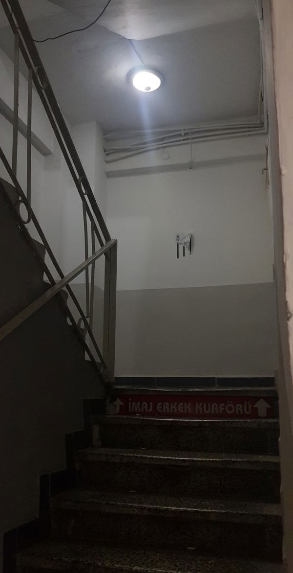 ÜMRANİYE ÇARŞI MERKEZ ALEMDAĞ CAD. ÜSTÜNDE 1.KAT OFİS BÜRO DEPO