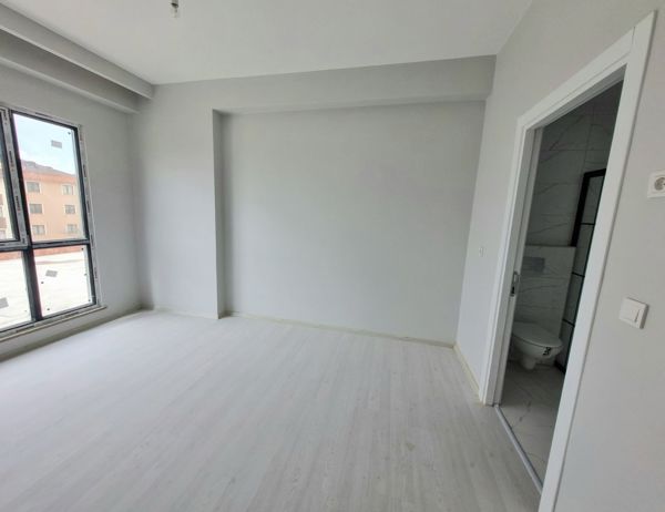 SANCAKTEPE DE 2+1 SATILIK SIFIR DAİRE EBEVEYN BANYO LU